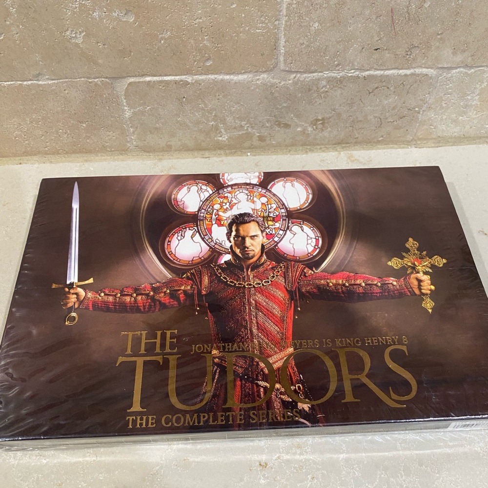 The Tudors Complete Series Box Set -